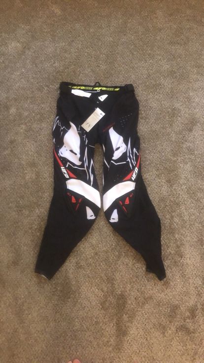 Ufo Gear Combo - Size L/30