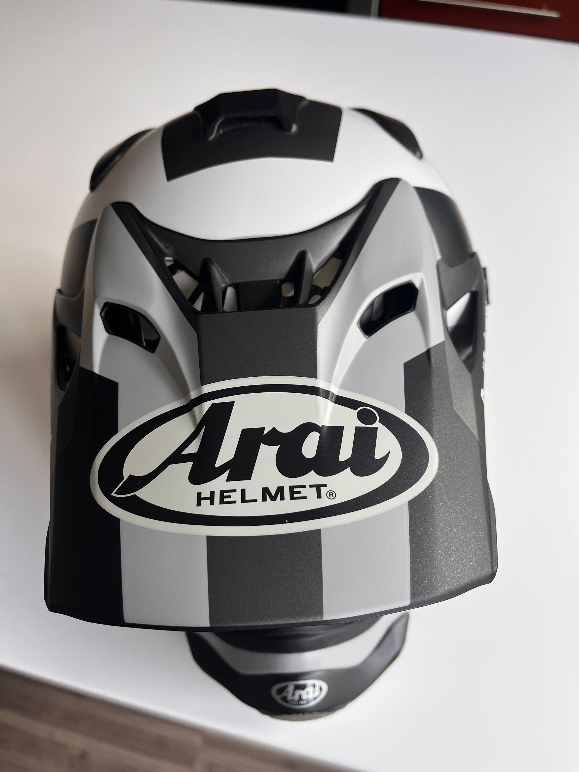 1 Ride! Arai VX PRO 4 Block Helmet Brand New