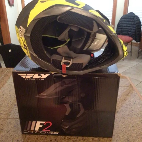 Fly F2 Carbon Helment