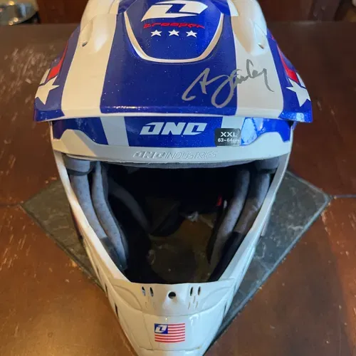 One industries Helmets - Size XXL