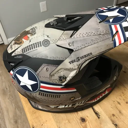 Oneal  Helmets - Size XL
