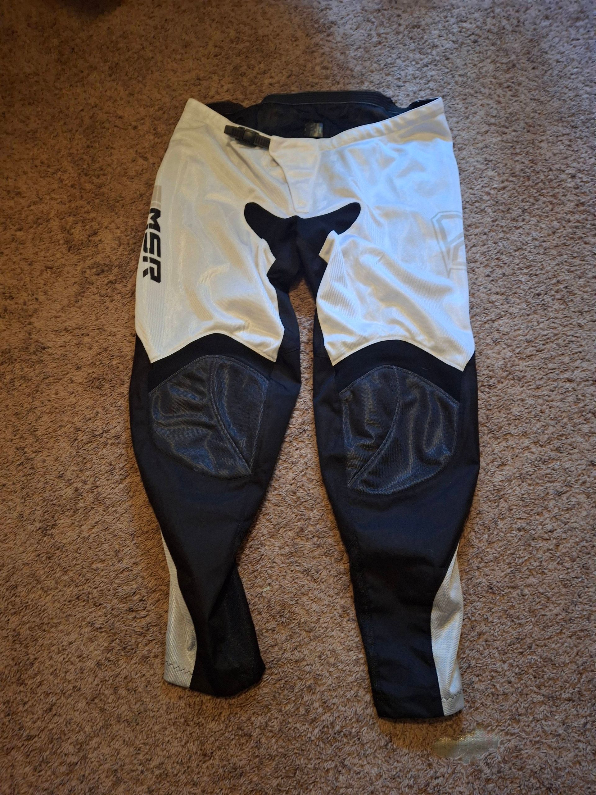 MSR Axis Air Pant Size 50 White/black