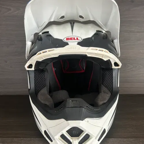 Bell Moto 9