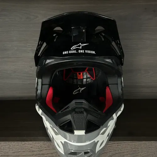 Alpinestars Supertech M8