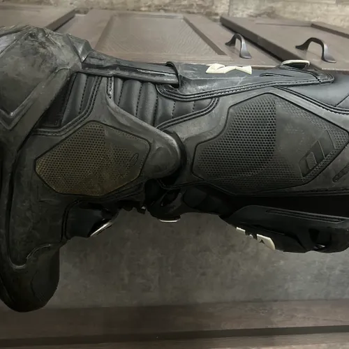 Alpinestar Tech 10 