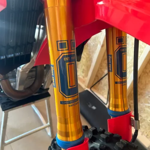 Full Ohlins Forks And Shock Crf450r
Xtrig Triple Clamps