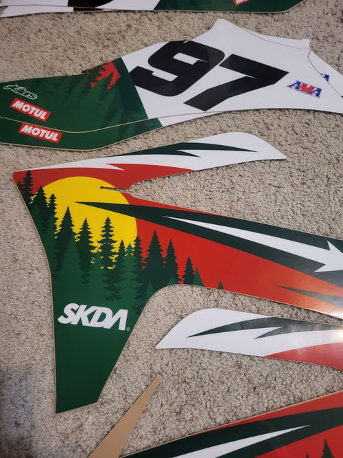 Jerry Robin Signed graphics kit