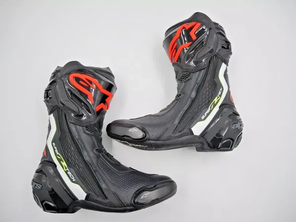 Alpinestars Supertech R Boots Black/Red Size US 8/EU 42 Alpinestars Supertech R Boots Black/Red Size US 8/EU 42