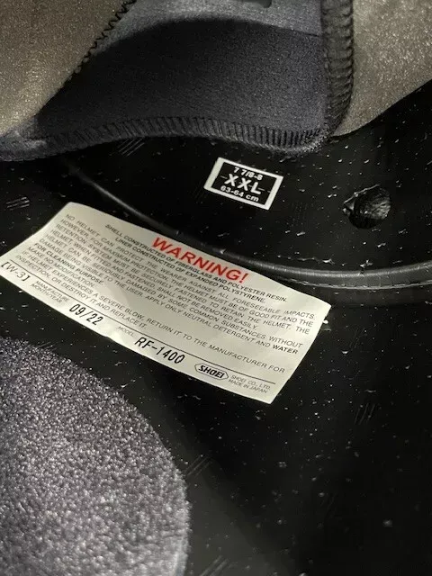 Shoei RF-1400 Helmet Gloss Black 2XL XXL (0101010508)
