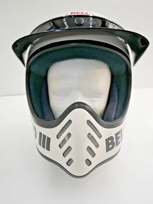 Bell Moto-3 Helmet Gloss White Size Medium - 7152127