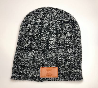 KNIT BEANIE WITH LEATHER DEBOSSED R2R TAG