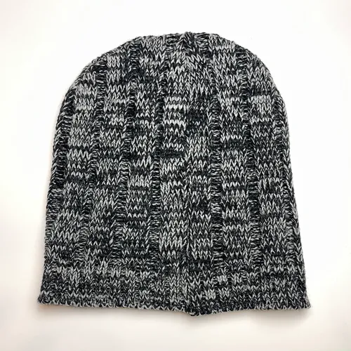 KNIT BEANIE WITH LEATHER DEBOSSED R2R TAG