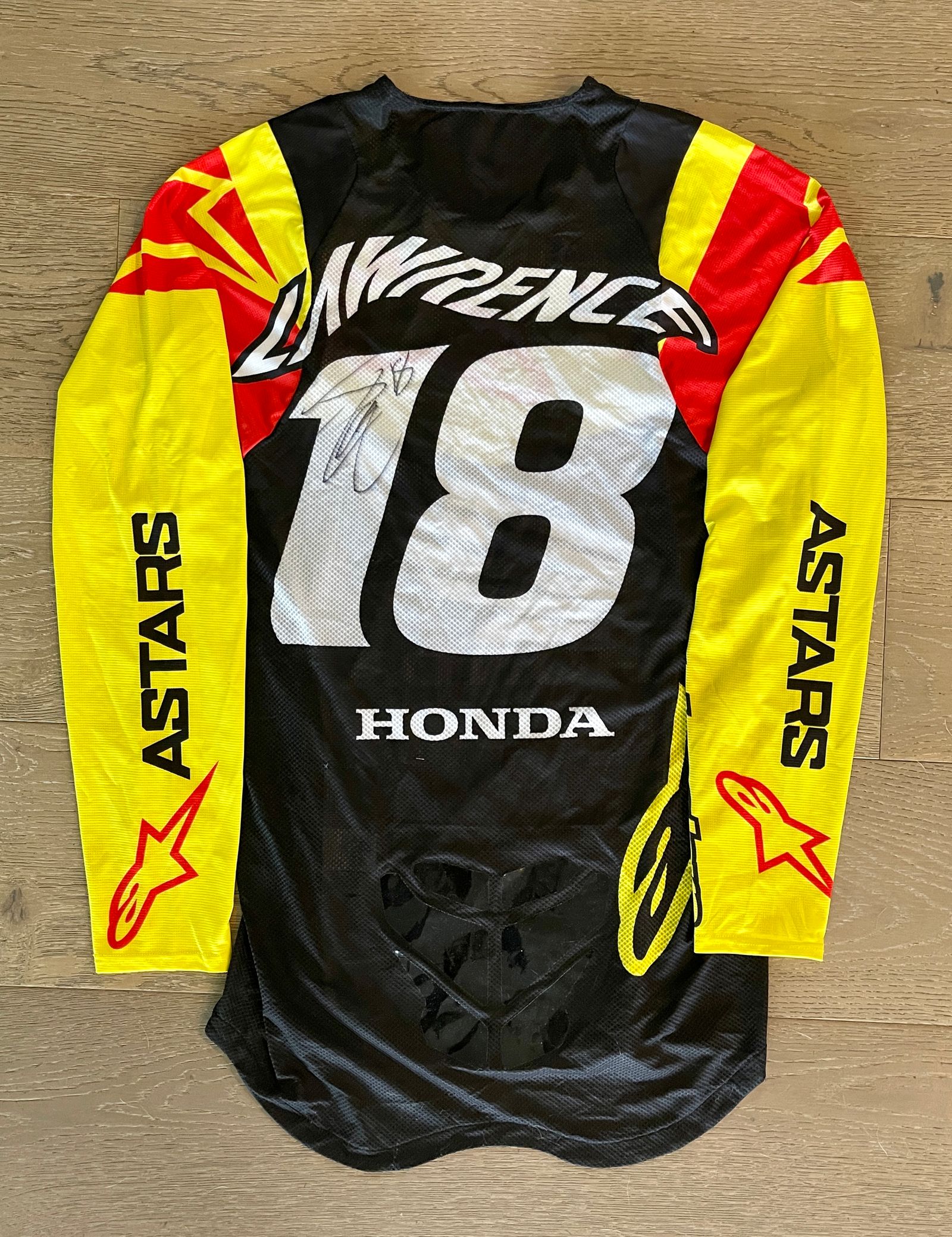 大人気定番商品 Lawrence Jett Autographed Jersey #18 カードファイト!! ヴァンガード