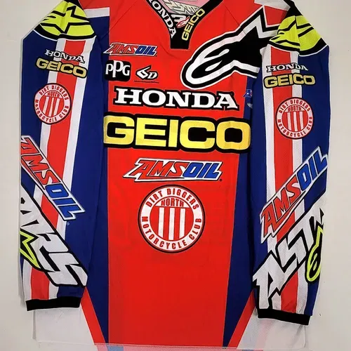 Eli Tomac Autographed Jersey