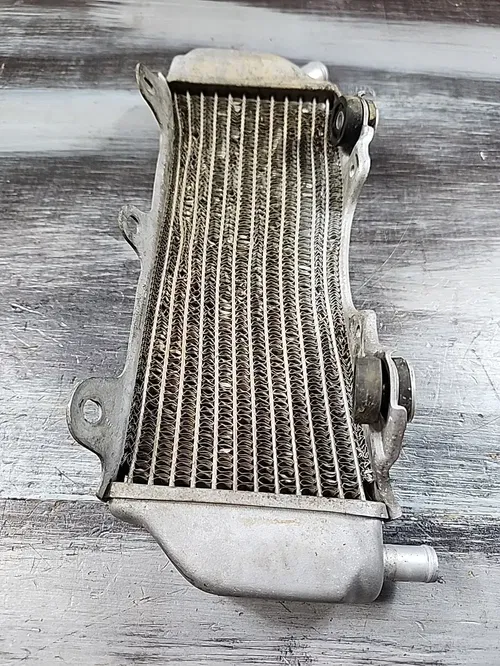 2014 - 2018 Yamaha YZ250F Left Side Radiator 1SL-1240A-00-00 WR YZ 250F 450F