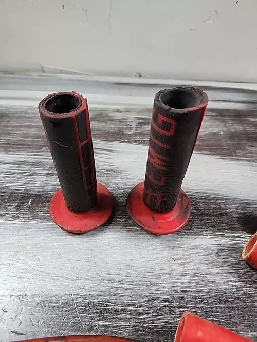 Moto Hose Silicone Radiator Hose Kit Red YZ250 w/ Emig Lock-on Grips
