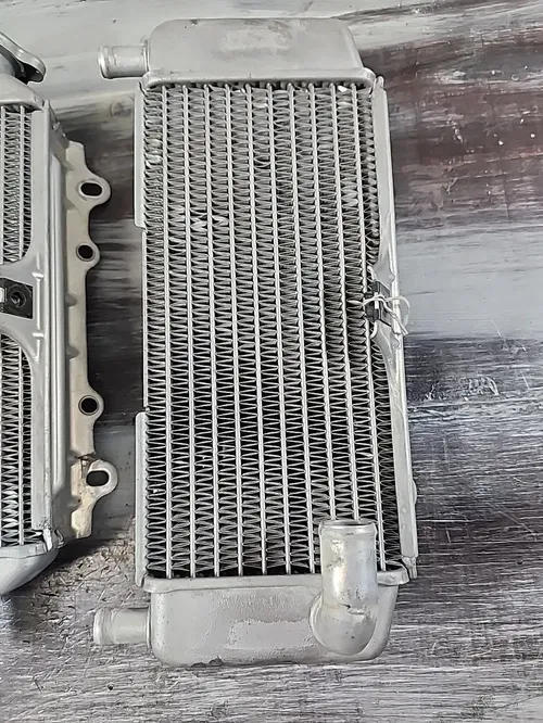2003 2004 Kawasaki KX250 Left Right Radiators KX125 KX 125 250 Cooling FIll Side