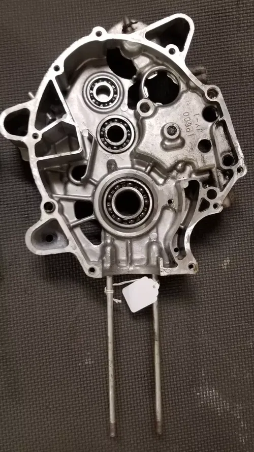 2006 2007 Yamaha TTR50 Crankcase Engine Cases Left Right 1P6-E5100-00-00