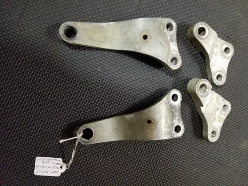 2014 YAMAHA YZ250F ENGINE MOUNTS 1SM-21417-00-00 1SM-21418-00-00 1SM-21425-00-00