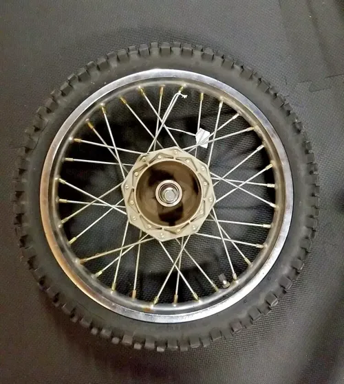 1990 - 2003 Kawasaki KX60 KX 60 Front Wheel Axle Tire 41025-1082 41034-1168