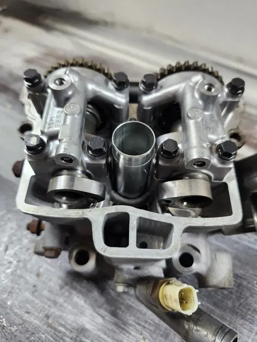 2014–2016 YZ250F Cylinder Head OEM Engine Top End Valves Cams Tower