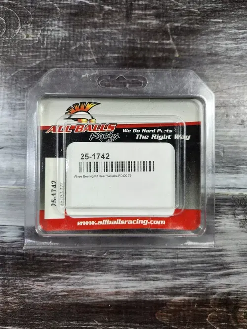 All Balls Rear Wheel Bearing Kit 25-1742 Yamaha RD400 1979