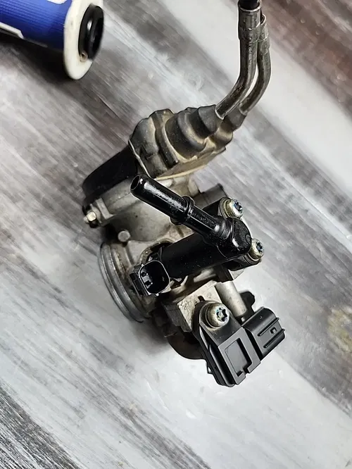 2014 Yamaha YZ250F Keihin Throttle Body Assembly Cables Control 1SM-13750-00-00