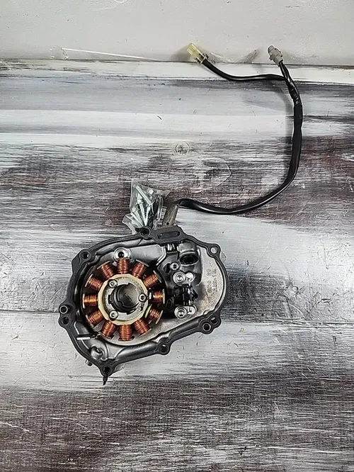 2018 - 2022 Yamaha YZ450F Engine Stator Generator & Cover BR9-81410-03-00