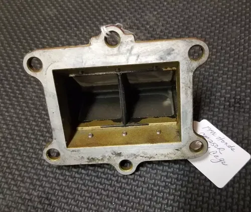 1994 Honda CR250R CR 250 Intake Reed Valve Cage Assembly 14100-KZ3-691 (6D)