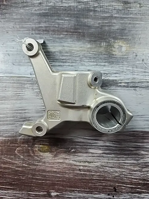 2014 Husaberg TE300 Fork Lug Left Side Axle Clamp 48601028S1 KTM Husqvarna