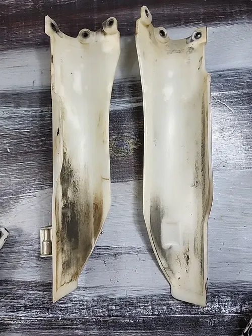 2006 - 2008 Kawasaki KX250F Front Fork Guards Right Left 55020-0172-RZ