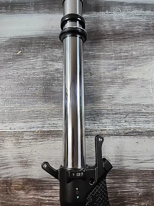 2017 2018 2020 Suzuki GSXR 1000 Front Right Fork Tube Mount R 51103-17K00