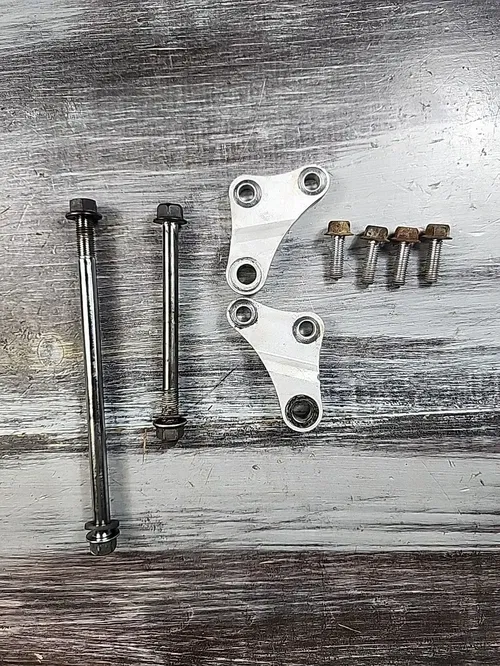 2014 2015 2016 Yamaha YZ250F Lower Engine Mounts Brackets Bolts 1SM-21417-00-00