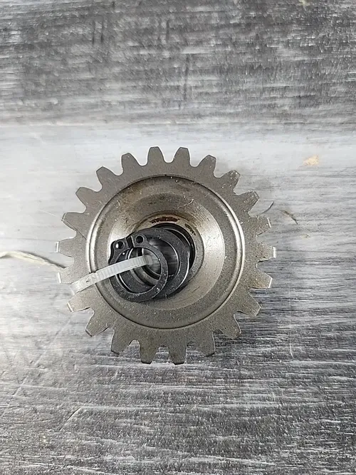 2001 - 2013 Yamaha YZ250F WR250R Oil Pump Idle Gear 5NL-13341-00-00