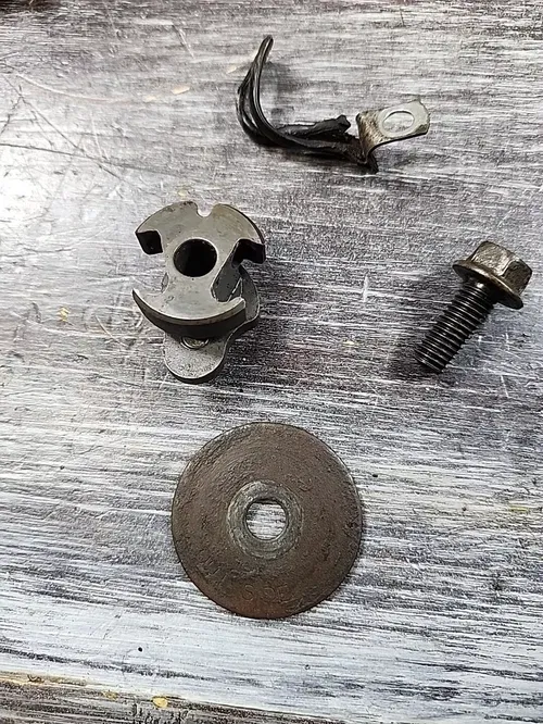 1985 Honda CR250R Engine Power Valve Spindle Cam FOR PARTS 19351-KA4-770