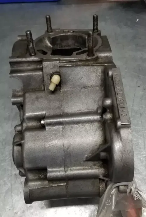 1998 - 2000 Kawasaki KX80 KX100 Engine Motor Crankcases Right Left Cases (BR)