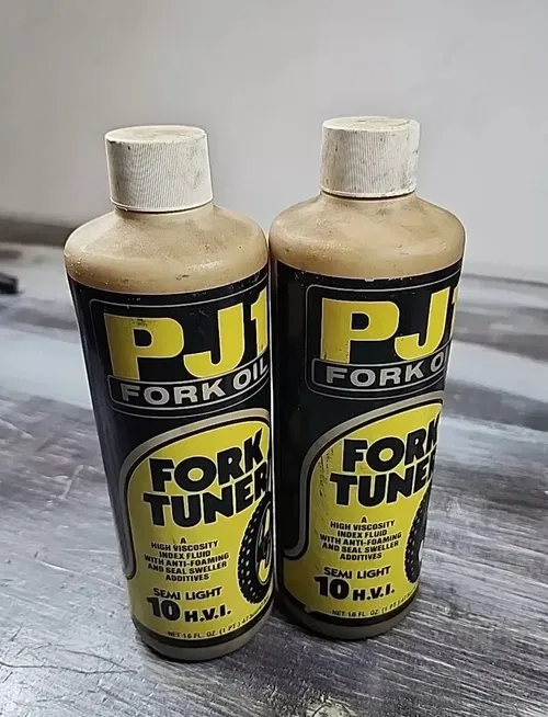 Vintage PJ1 Fork Oil Fork Tuner Semi Light 10 H.V.I. 16 Oz. Set of 2