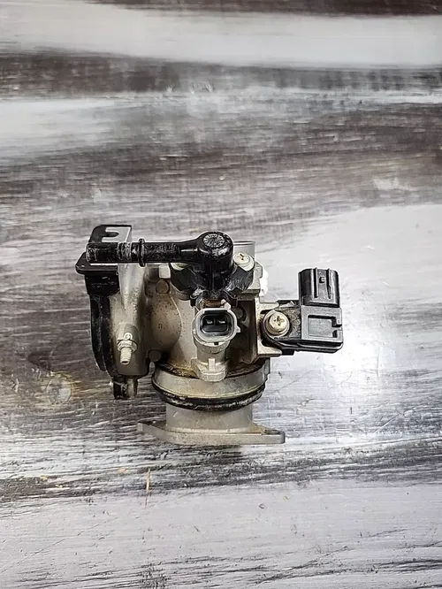 2019 - 2021 Yamaha YZ250F Throttle Body Assembly Intake Manifold B7B-13750-02-00
