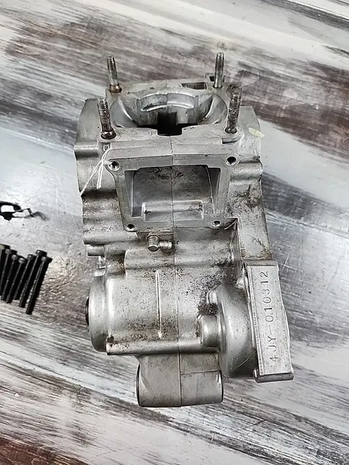 1994 1995 Yamaha YZ125 Right Left Crankcase Bottom End Motor 4JY-15121-00-00