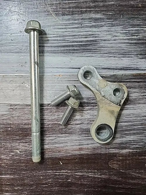 2018 2019 Yamaha YZ450F Lower Engine Mount & Bolt BR9-21417-00-00