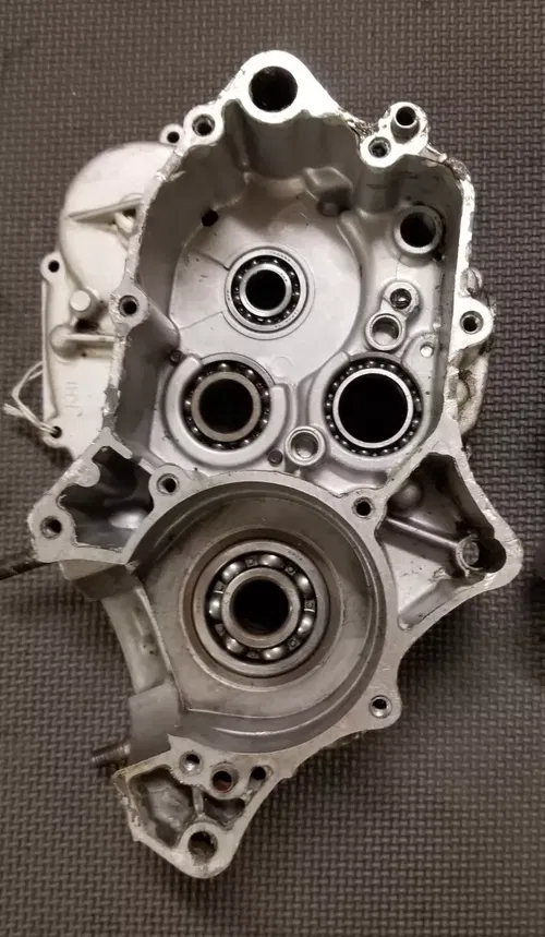 1998 - 2000 Kawasaki KX80 Left Right Engine Crankcases 14001-1231 KX100 FOR PART