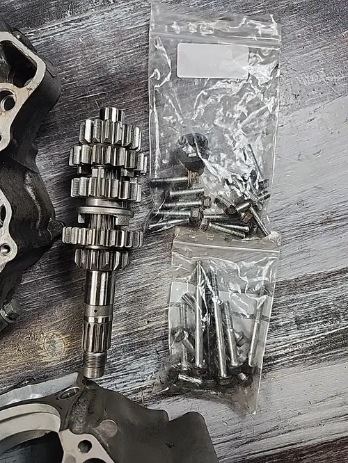 2014 Yamaha YZ250F Engine Crankcases Crank Cases & Transmission Assembly