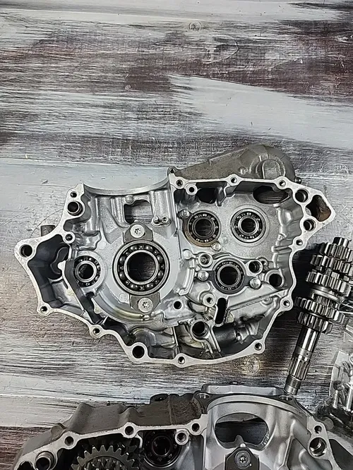 2014 Yamaha YZ250F Engine Crankcases Crank Cases & Transmission Assembly