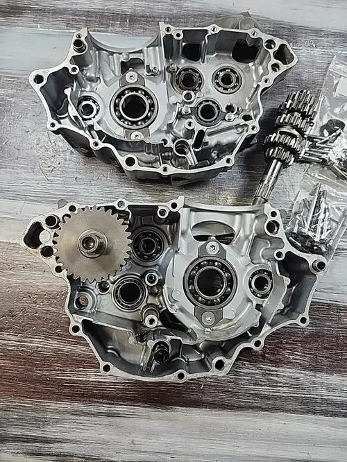 2014 Yamaha YZ250F Engine Crankcases Crank Cases & Transmission Assembly