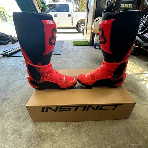 2023 Fox Instinct 2.0 Boots 