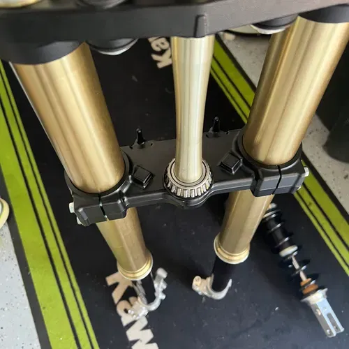 Kawsaki KX450F Showa Suspension (Brand New) OEM 