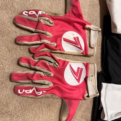 Seven Zero Gear