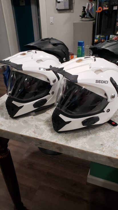 Sedici Helmets - Multiple Sizes 