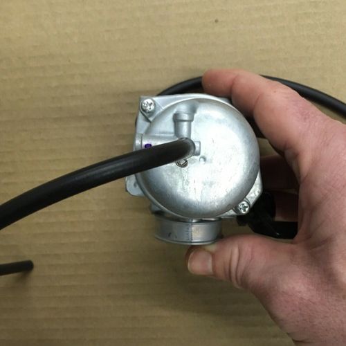 HONDA XR70R CRF70 97-05 BRAND NEW OEM CARBURETOR