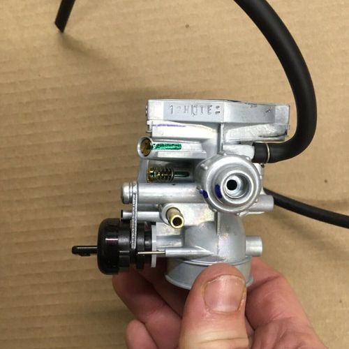 HONDA XR70R CRF70 97-05 BRAND NEW OEM CARBURETOR